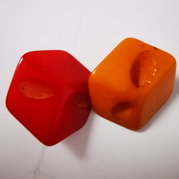 Vintage Two Dimensional Abstract Cube Lucite Buttons Lot of Seven - Picture 14 of 16